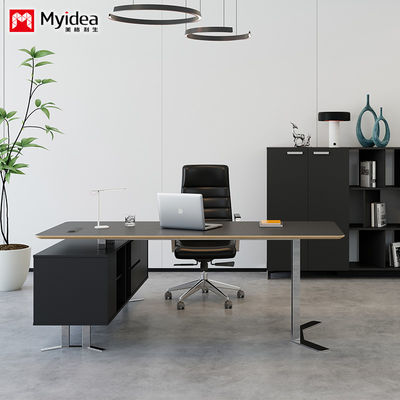 satın al Roma'daki modern ofis için yönetim masası online manufacture