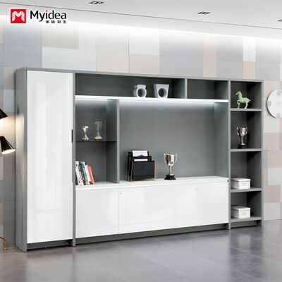 satın al Patron ve amir için ofis dosya dolabı, asılı kıyafet alanı ile depo dolabı, kilitlenme endüksiyonlu ışık şeridi ile beyaz parlak boyalı ofis masa dolabı online manufacture